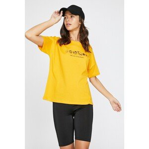Koton Women's Yellow Crew Neck Short Sleeve T-Shirt