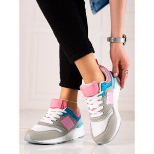 TRENDI CASUAL SPORTS SHOES