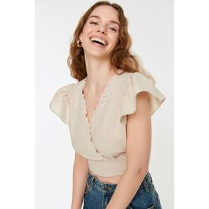 Trendyol Beige Lace Detail Double Breasted Crop Top