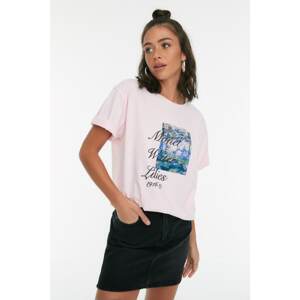 Trendyol Light Pink Monet Licensed Printed Boyfriend Knitted T-Shirt