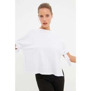Trendyol White Slit Loose Knitted T-Shirt