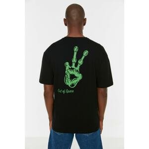 Trendyol Black Men's Relaxed Fit Short Sleeve Printed T-Shirt