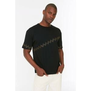 Trendyol Black Men's Relaxed Fit Short Sleeved Crew Neck Stitching Detailed T-Shirt
