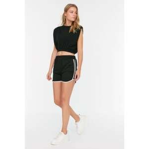 Trendyol Piping Detailed Knitted Shorts & Bermuda