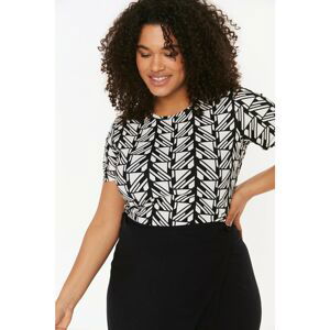 Trendyol Curve Black and White Patterned Knitted T-Shirt