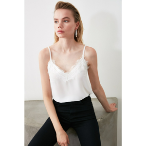 Dámsky top Trendyol Lace detailed