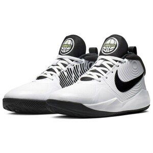 Nike Team Hustle D 9 Big Kids' Basketball Shoe