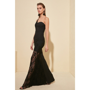 Trendyol Black lace detailed evening dress