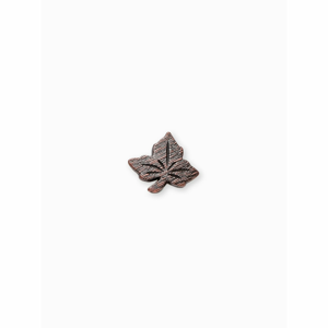Ombre Clothing Men's lapel pin leaf A230