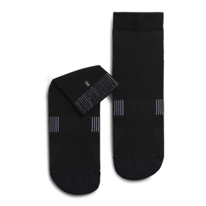 On Running  ponožky Ultralight Mid Sock black white Velikost: 46-47