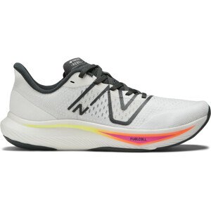 Bežecké topánky New Balance FuelCell Rebel v3