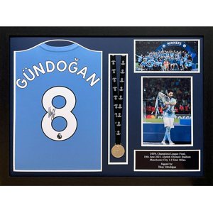 Legendy zarámovaný dres Manchester City FC 2021-2022 Gundogan Signed Shirt & Medal (Framed) - Novinka