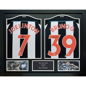 Legendy zarámované dresy Newcastle United FC 2021-2022 Bruno Guimaraes & Joelinton Signed Shirts (Dual Framed) - Novinka