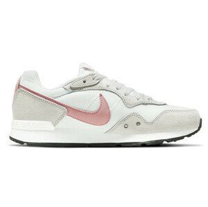 Obuv Nike  Venture Runner Women s Shoe