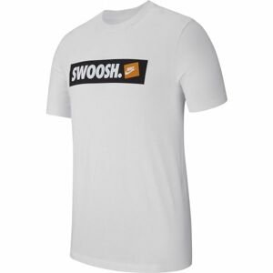 Nike TEE SWOOSH BMPR STKR biela XL - Pánske tričko