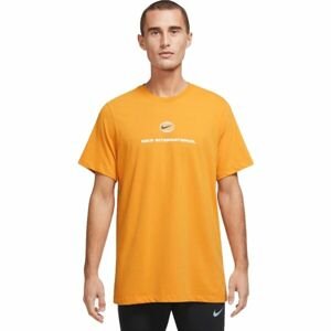 Nike U NK DF TEE RUN DIVISION SU22 Pánske tričko, oranžová, veľkosť M
