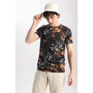 DEFACTO Slim Fit Crew Neck Printed T-Shirt