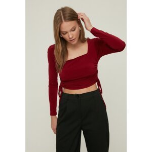 Trendyol Burgundy Square Neck Gather Detailed Fitted Crop Stretchy Knitted Blouse