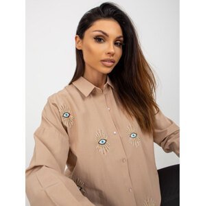 Beige oversize shirt with appliqué and embroidery