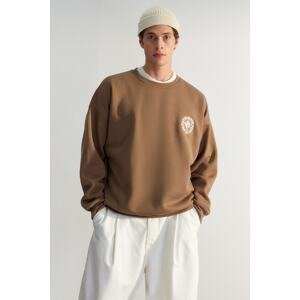 Trendyol Dark Brown Men's Oversize/Wide-cut Floral Embroidery Fleece Inside Cotton Sweatshirt.
