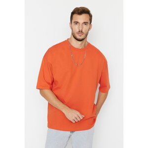 Trendyol Oranžové Základné 100% Bavlnené Tričko s Okrúhlym Výstrihom a Voľným Strihom s Krátkym Rukávom