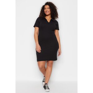 Pletené šaty s výstrihom Trendyol Curve Black Polo