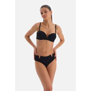 Dagi Black V Wire bikiny top bez ramienok