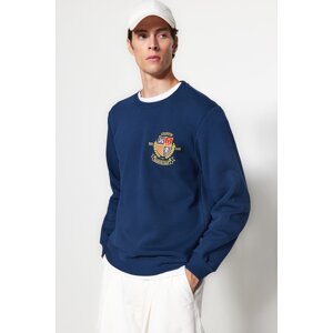 Trendyol Indigo Regular/Regular Fit Crest Embroidered Fleece Inside Cotton Sweatshirt