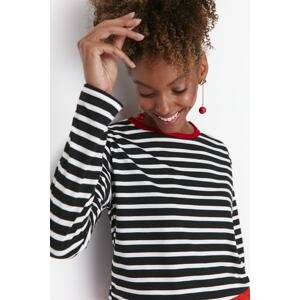 Dámske tričko s dlhým rukávom Trendyol Striped