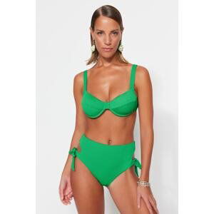 Trendyol Green Underwire, textúrovaný top bikín