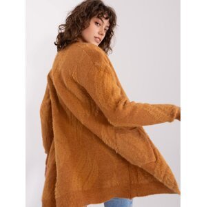 Women's camel cardigan with pockets