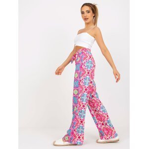 Pink wide trousers made of patterned fabric