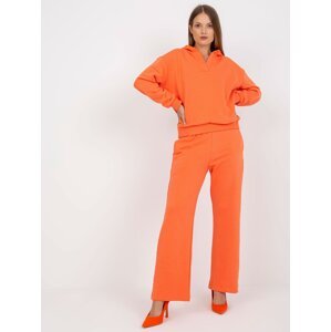 Basic orange sweatshirt with wide legs
