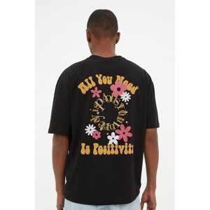 Trendyol Black pánsky uvoľnený/pohodlný strih tričko so 100% bavlnou Crew Neck s kvetinovou potlačou