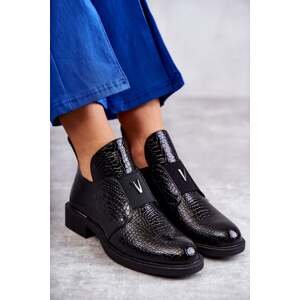 Lacquered boots with cut-outs on flat heels Black Eunice