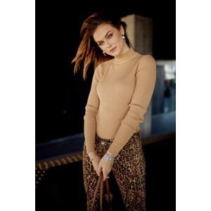 Lady's fitted turtleneck in beige color