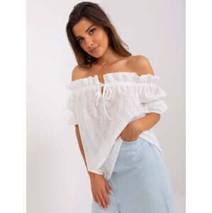 Ecru openwork blouse made of Spanish cotton