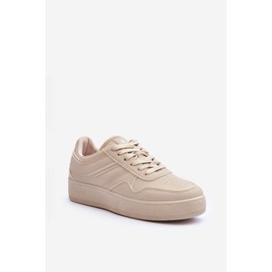 Beige women's sports shoes on the Pudina platform