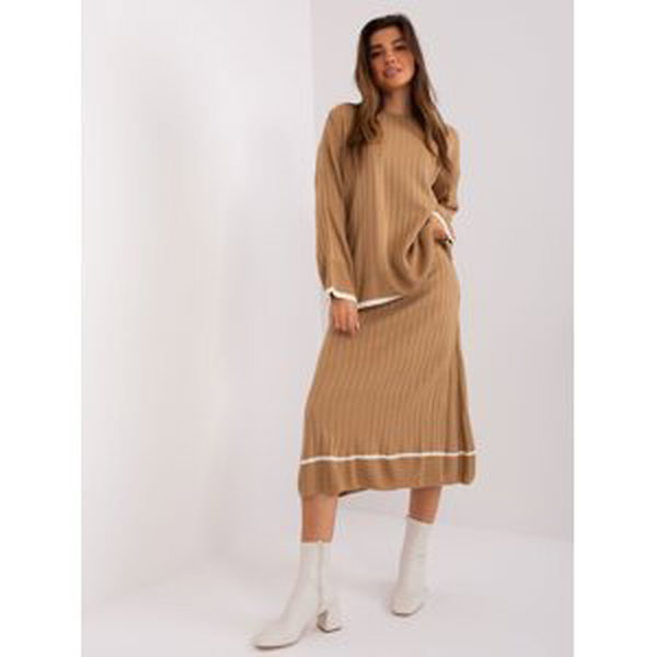 Camel ribbed knitted set with skirt