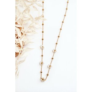 Fashionable chain with white gold flowers