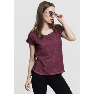 Women's long-back T-shirt in the shape of a spray with burgundy color
