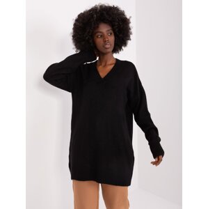 Black long classic neckline sweater