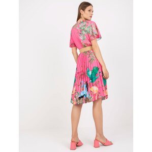 Pink summer dress with print and pleats