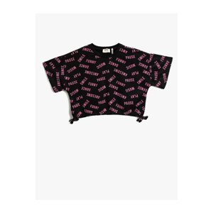 Koton Oversized Crop T-Shirt Short Sleeves, Printed with Bows Detail at the Sides, Crew Neck.