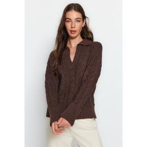 Trendyol hnedý pletený sveter so skladanými rukávmi