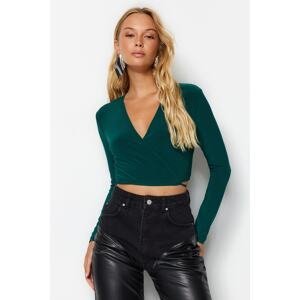 Trendyol Emerald Green Double Breasted Neck Fitted Crop Stretchy Blouse