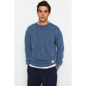 Trendyol Indigo Men's Limited Edition Relaxed/Comfortable Fit Weathered/Faded Effect 100% Cotton Sweatshirt
