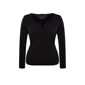 Trendyol Curve Black V-Neck Plain Basic Sandy Knitted Plus Size Blouse