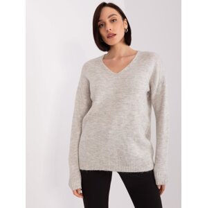 Beige women's sweater with a loose fit RUE PARIS