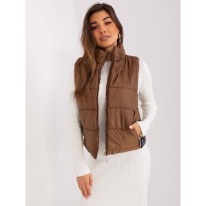 Brown short quilted vest with pockets